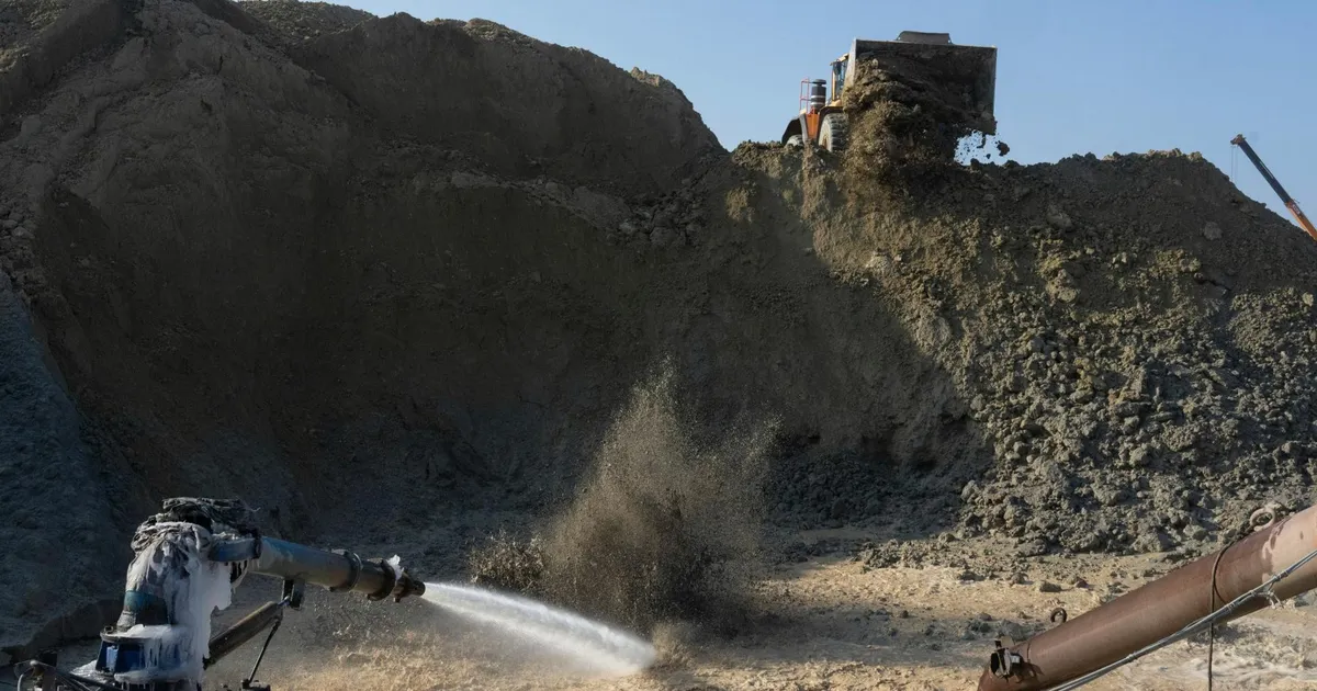 KOHALIK VAADE ⟩ Trumpi Ukrainat orjastava lepingu telgitagused