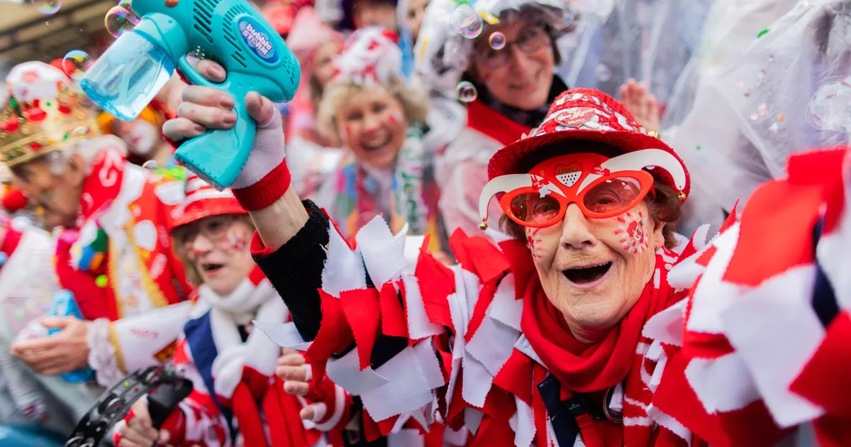 Rünnakutest räsitud Saksamaa ärgitab vastlakarnevalidel pidutsejaid vältima «terroristikostüüme»