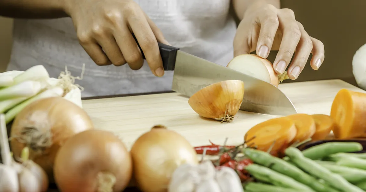 Kasvata oma köögis midagi maitsvat – see sibulaosa teeb imesid!