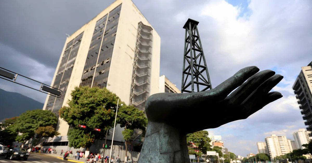 Trump annab Madurole hoobi: USA naftahiid Chevron sunnitakse lahkuma