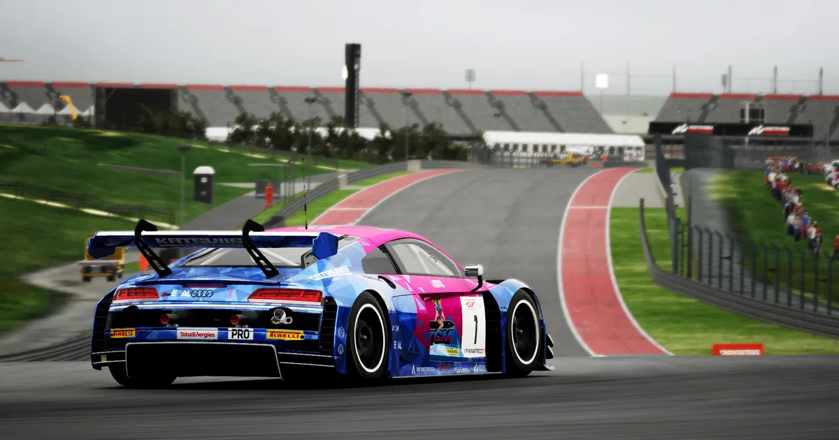 Virtuaalsed võidusõitjad pidid Eesti meistrivõistlustel ühe mehe tagatulesid vahtima