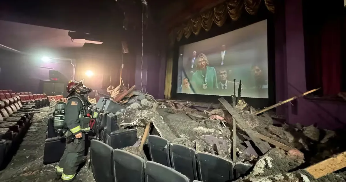 ŠOKK ⟩ Ameerika kinos varises lagi märulifilmi ajal alla