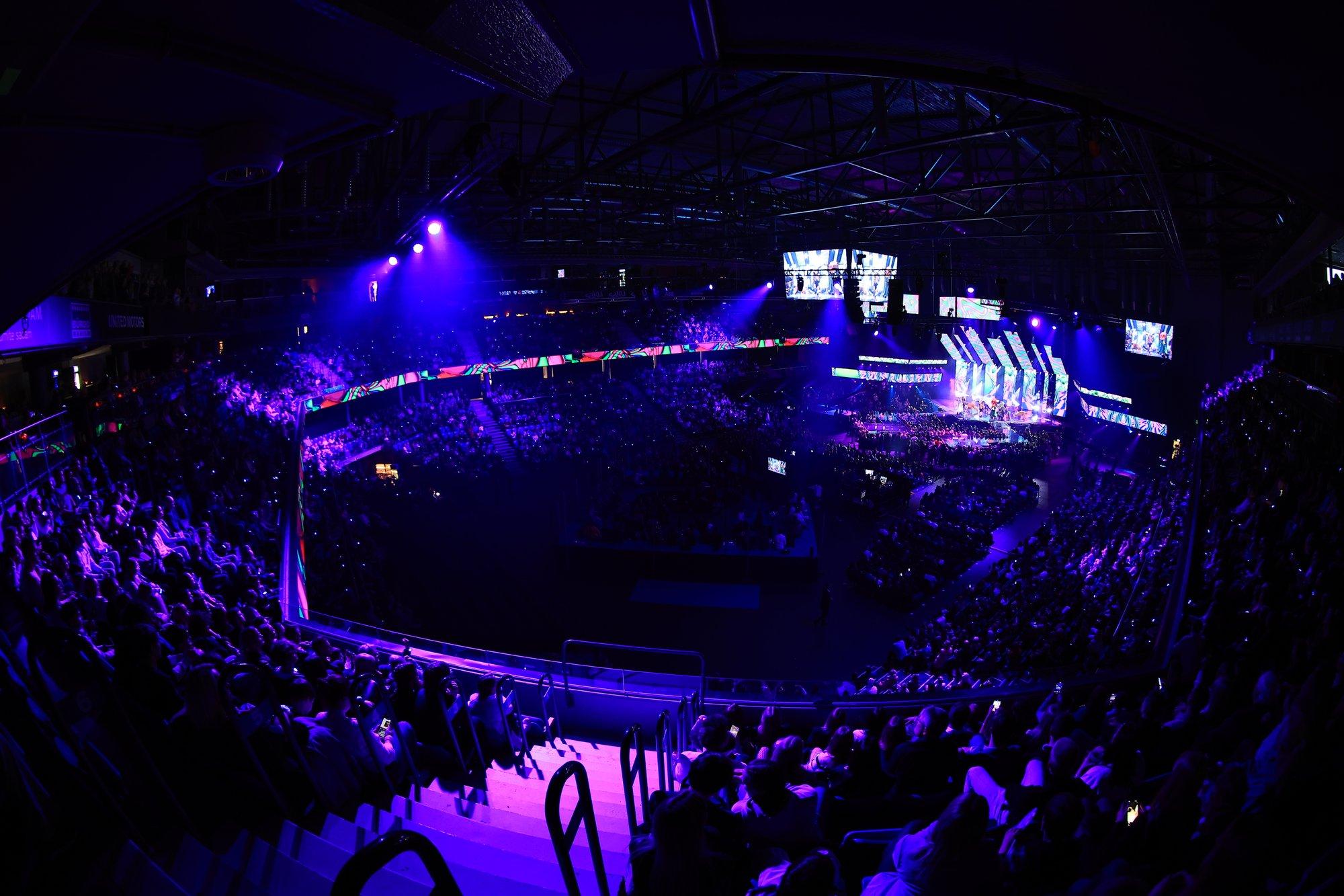 Vaata, kes kuuluvad Eesti Laulu žüriisse! Teiste seas ka tuntud eurolaulik ja Pariisis elav näitlejanna