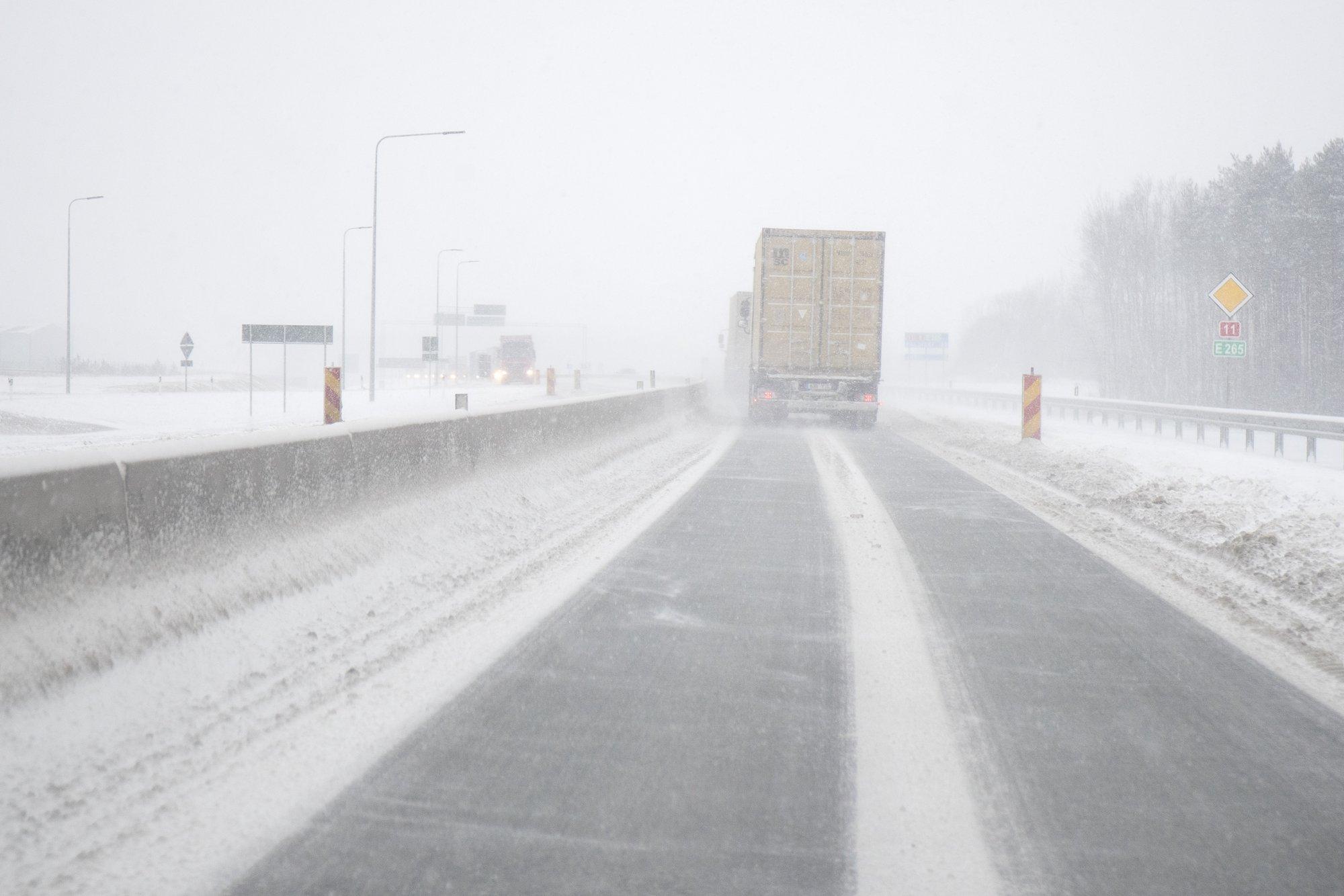 Tallinna ringteel toimus ahelavarii, liiklus on häiritud