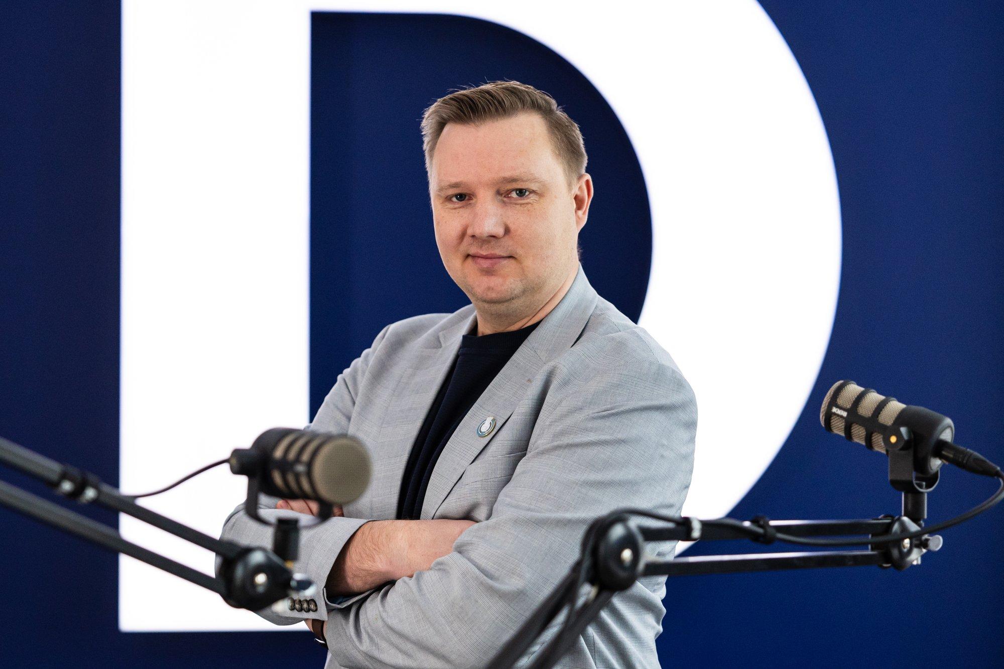 KUULA | YliCooli peakokk Urpo Reinthal: kalli lõhe ja forelli võiks pidupäeval vahele jätta ja valida kodusema räime, kilu või ümarmudila