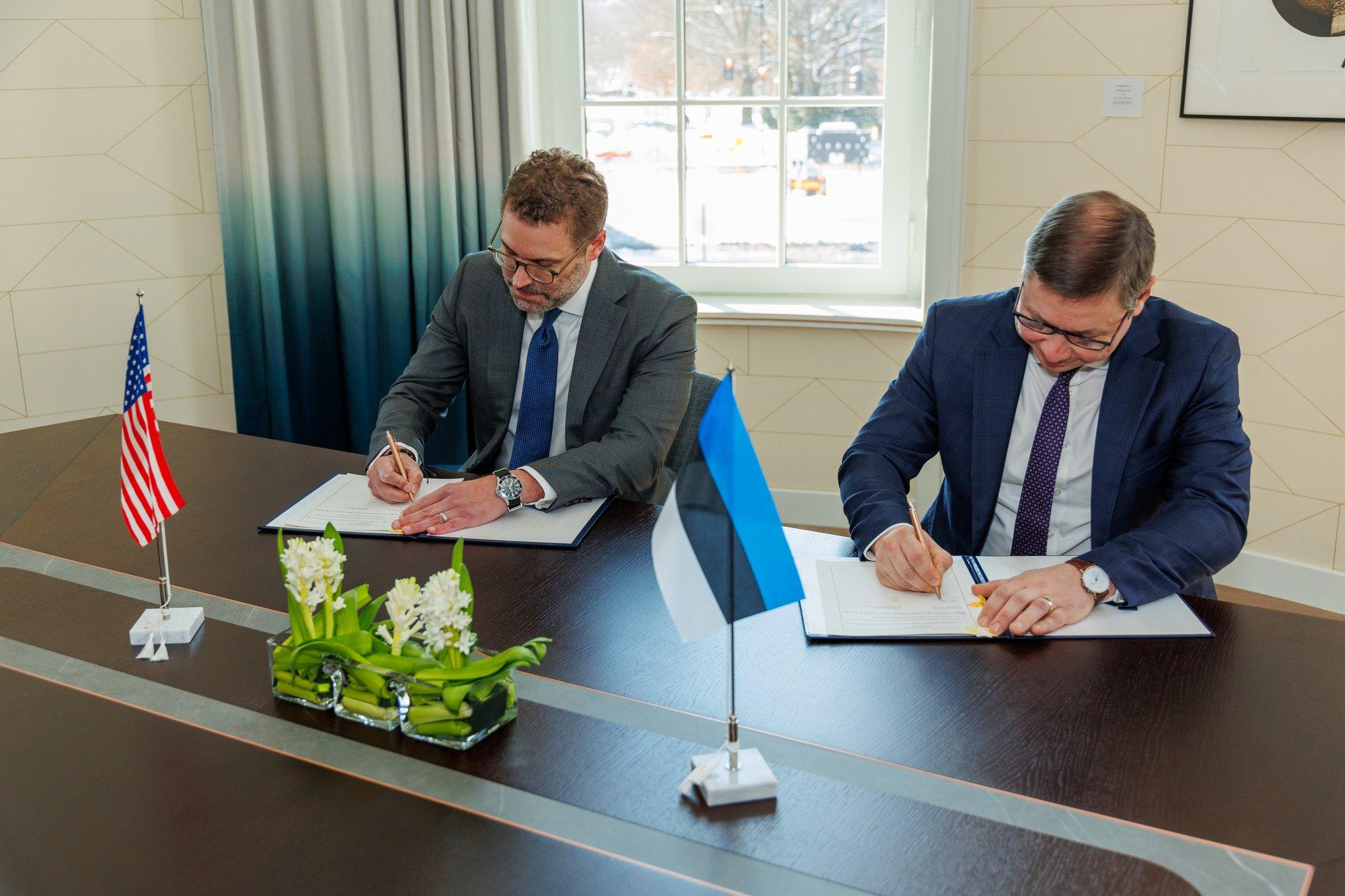 Üle noatera. Kuidas Eesti päästis viimasel hetkel Trumpi küüsist 50 miljonit dollarit