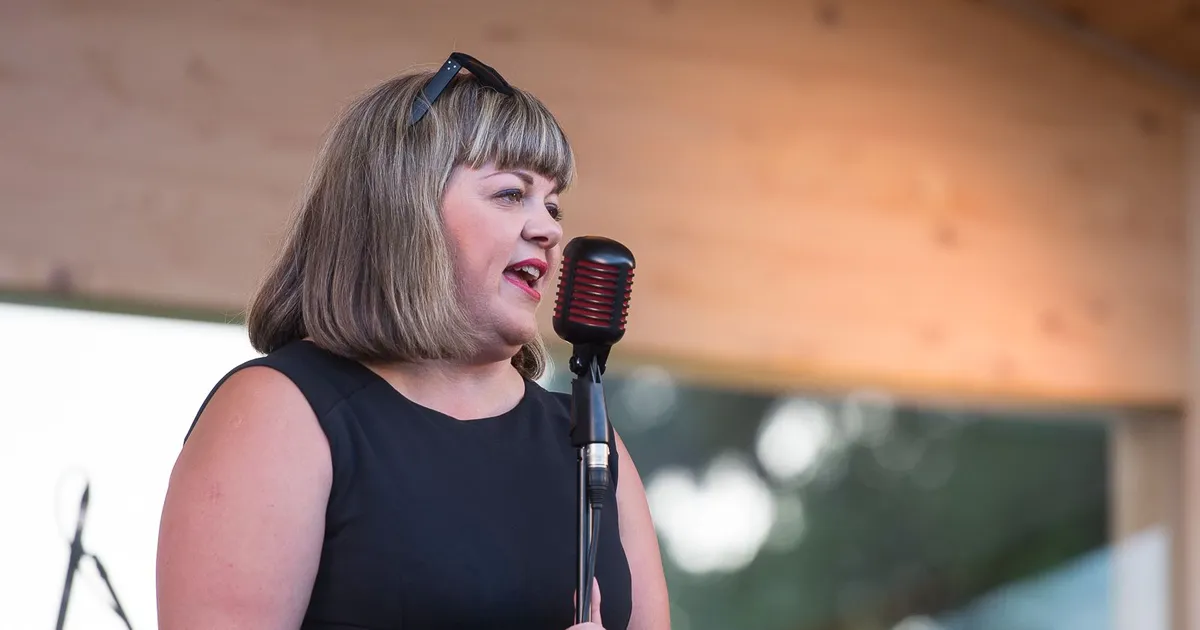 «See oli meie pere jaoks alandav ja traumeeriv!» Pärnumaa naise matusetalitust viis läbi purjus Airi Allvee