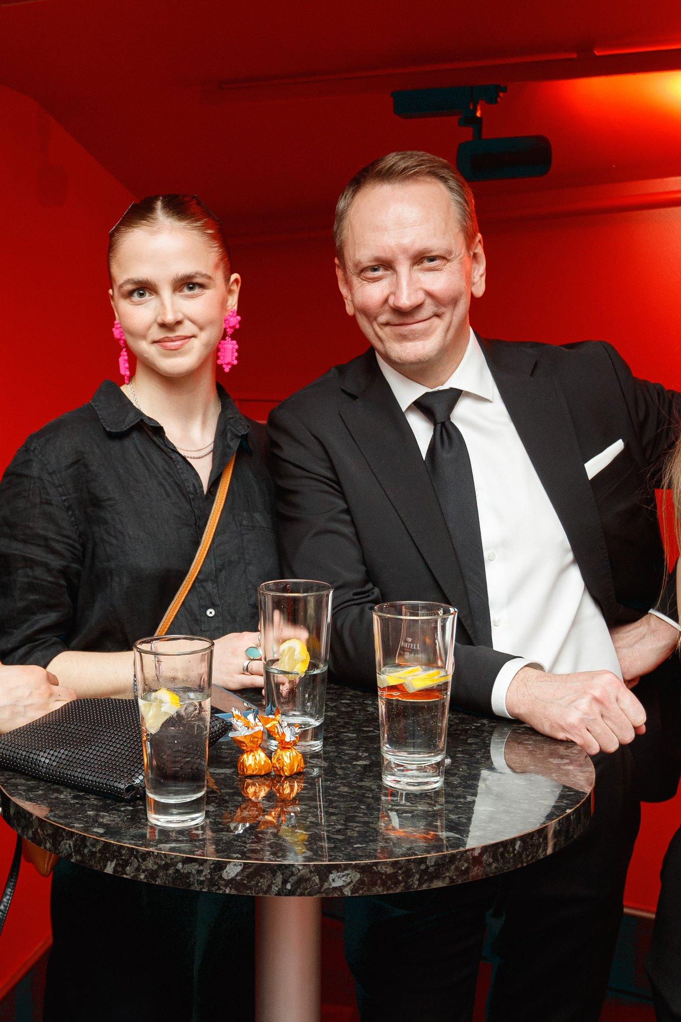 FOTOD | Tulevane ajakirjanik? Teet Margna tütar Martine teeb praktikat ERRis