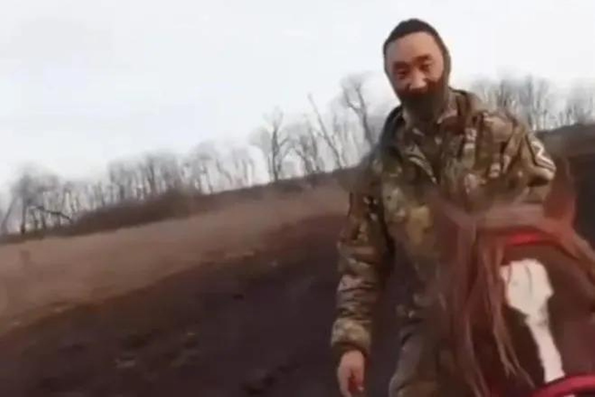 VIDEO | „Üsna tõhus meede.“ Vene armee istub Donbassis hobustele ja eeslitele. Miks see praktiline on?