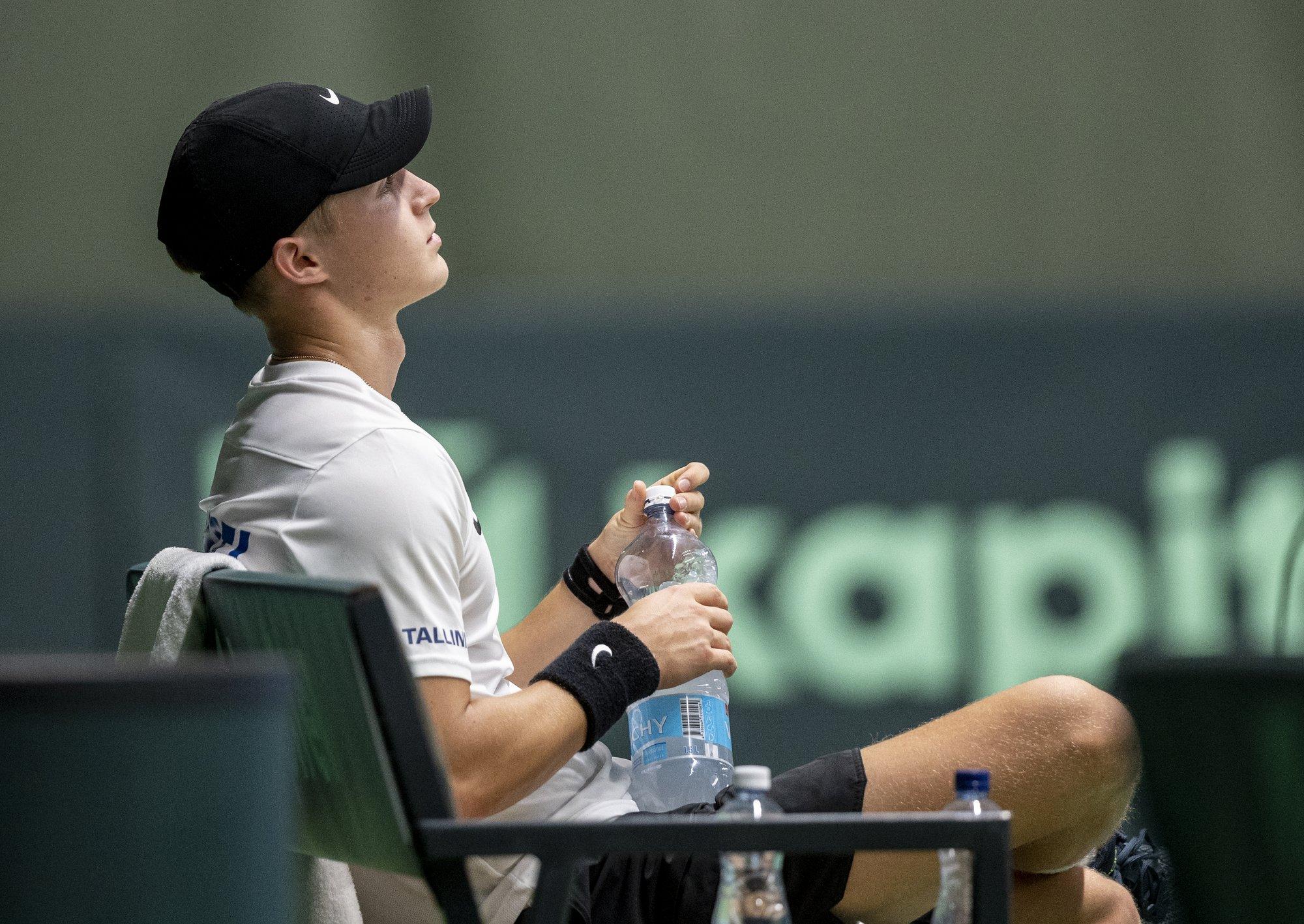 Markus Mölder jäi Bukarestis põhiturniiri ukse taha, Daniil Glinka alustas Roehamptonis võidukalt