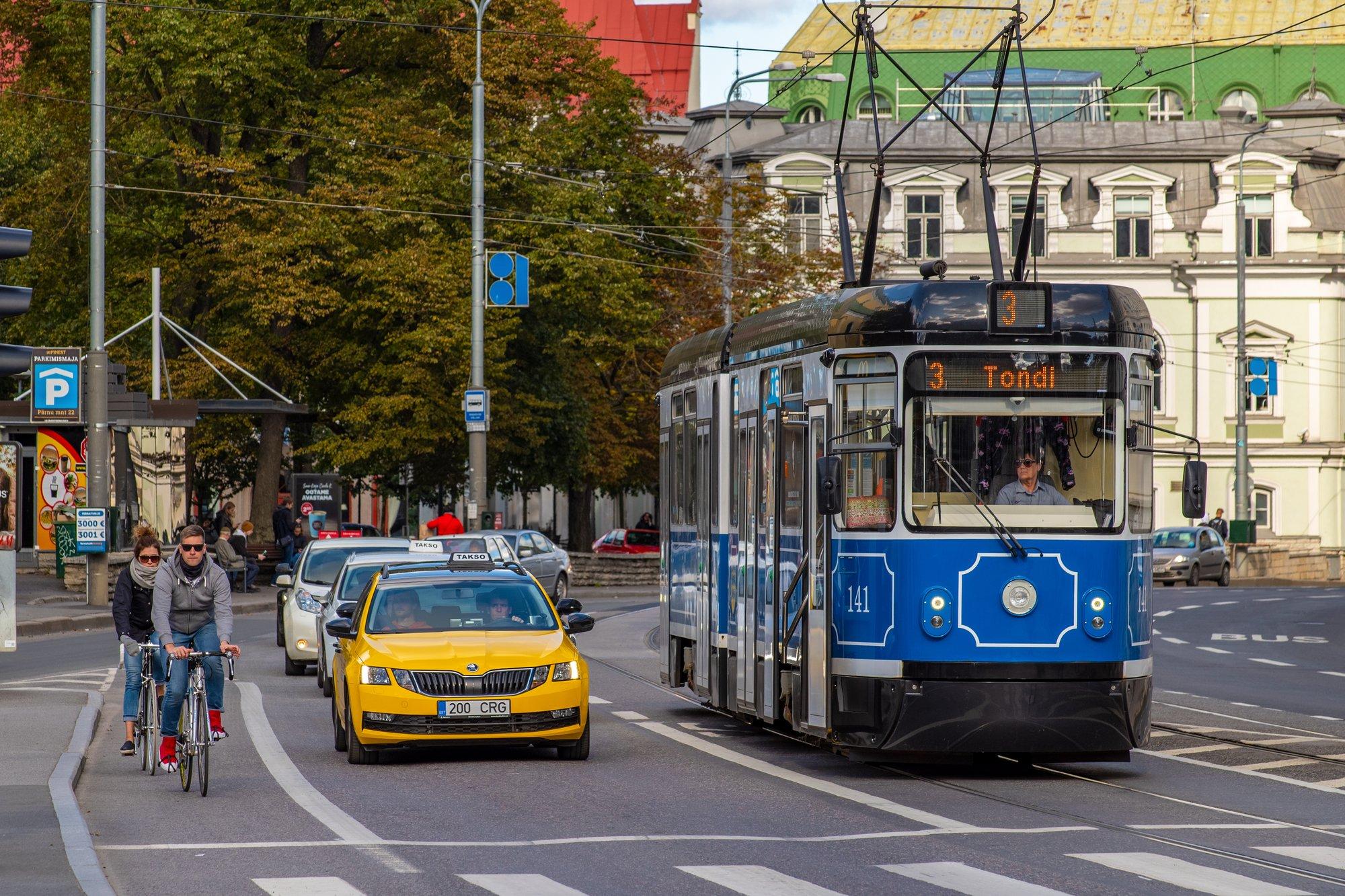 HEA TEADA | Kui ostan kasutatud auto, kas pean maksma registreerimistasu? Ekspert vastab kõige levinumatele automaksuga seotud küsimustele