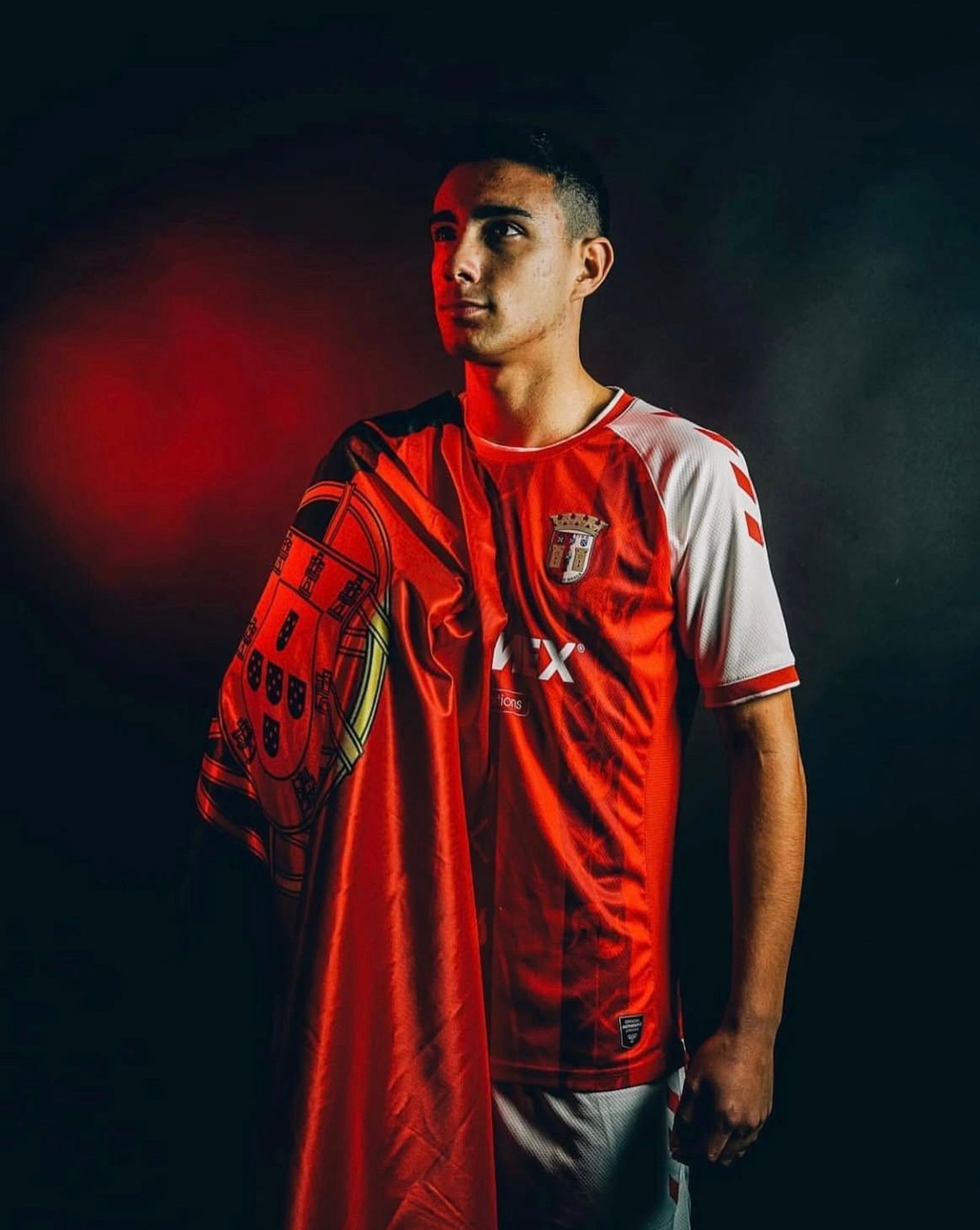 Nõmme Kalju sõlmis lepingu Portugali tippklubi ääreründajaga