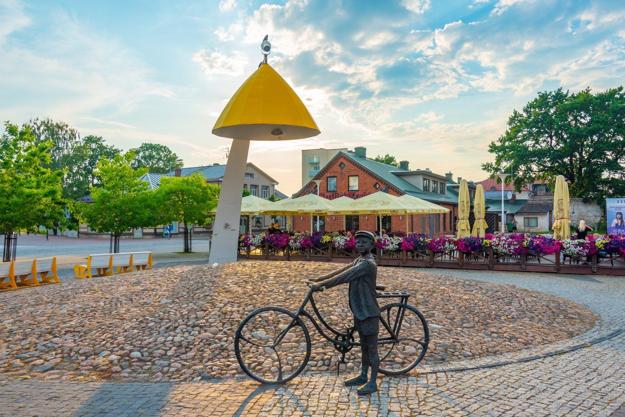 Oodatud on õpetajad ja pagarid. Lääne-Virumaa tööturg ujub vastuvoolu
