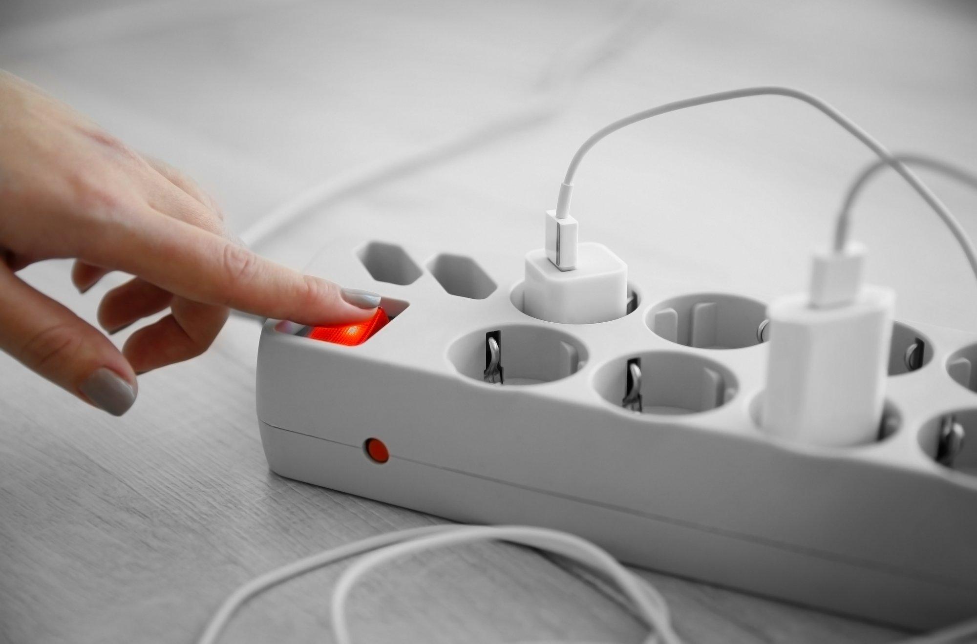 KASULIK | Lõpeta elektri raiskamine. Neli lihtsat viisi, kuidas seda kokku hoida