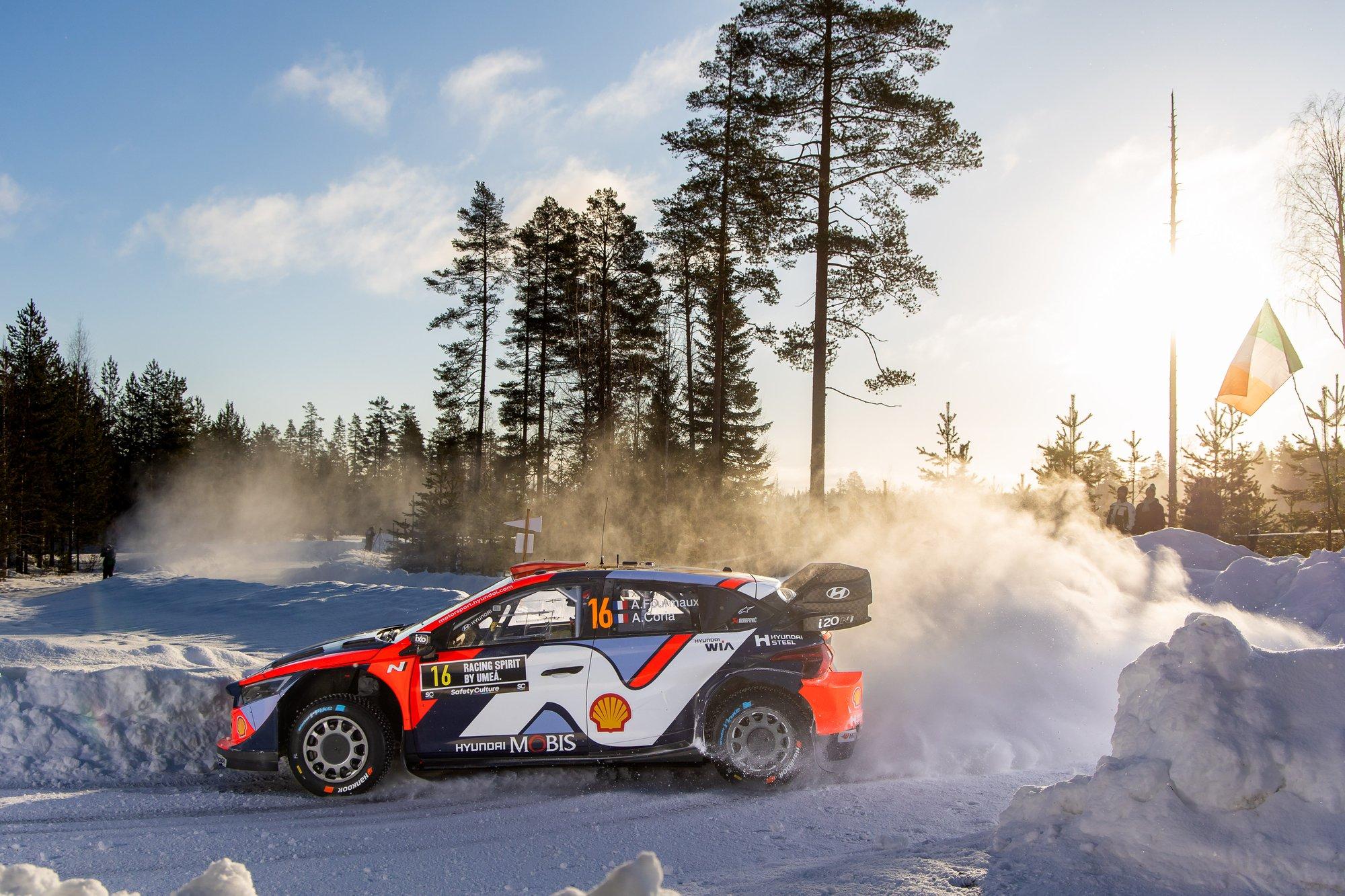 VIDEO | Riskima läinud Fourmaux’ lõpetas Rootsi ralli lumevallis