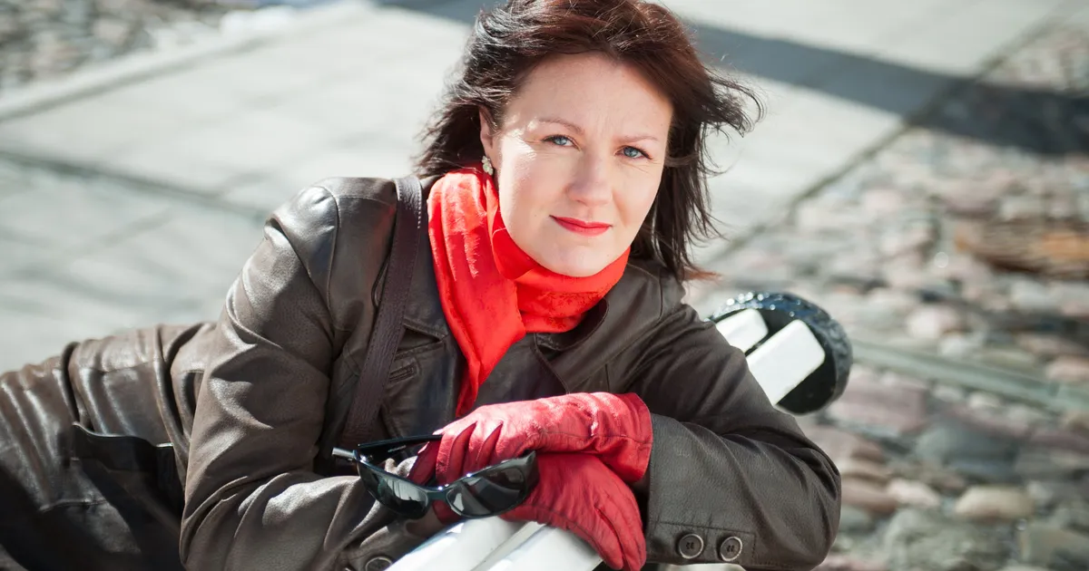 Suri näitleja ja laulja Kärt Tomingas