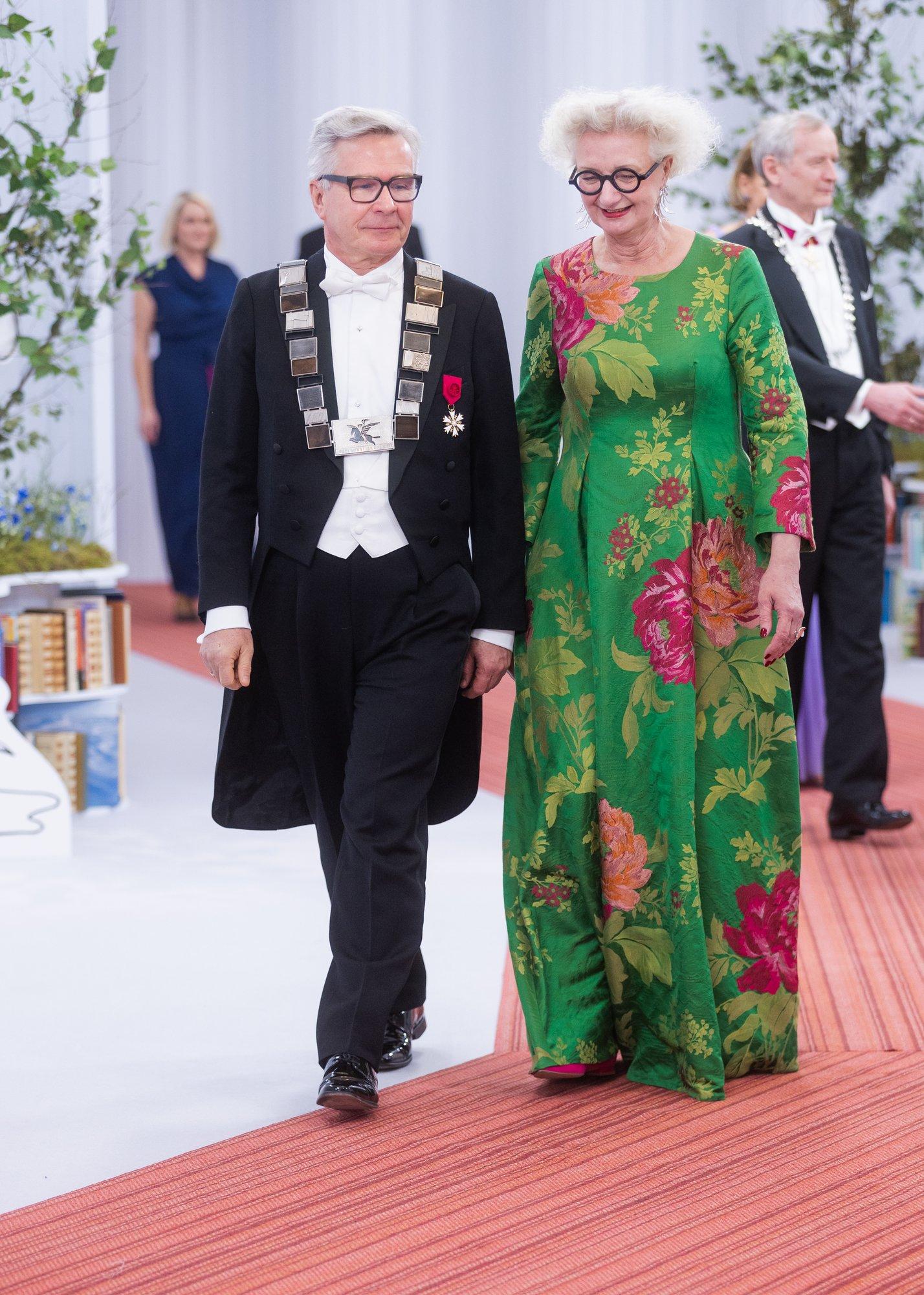 FOTOD | „Justkui kokkuvõte!“ Kunstnik Anu Kalm avaldab ilusa põhjuse oma kleidivaliku taga