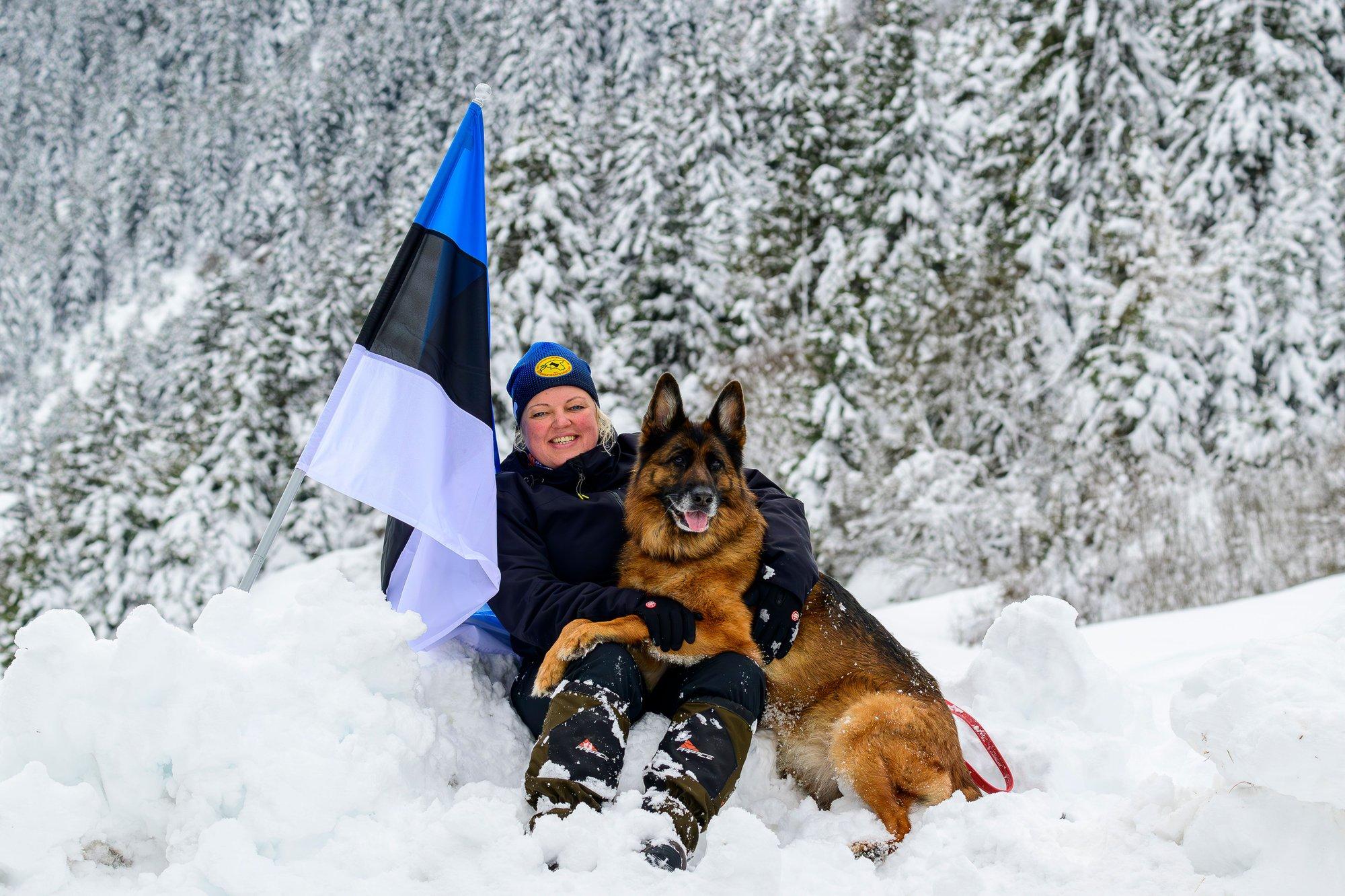 FOTOD  | Nendele võib loota! Eesti otsingukoerad tõid Austrias inimesed laviini alt elusatena välja