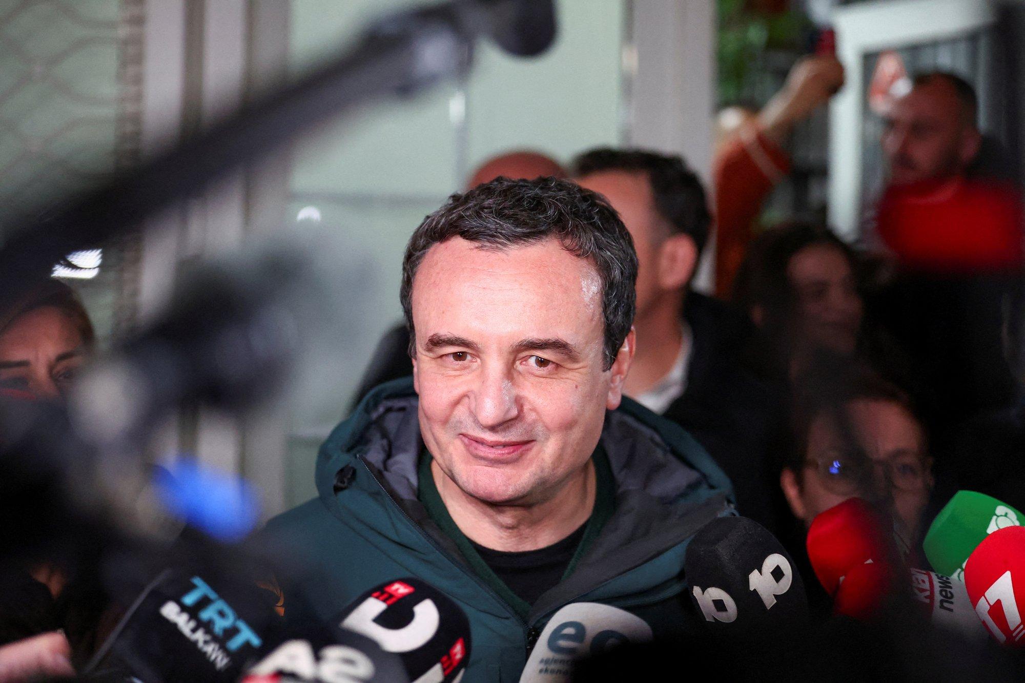 Kosovo peaminister Kurti kuulutas oma erakonna parlamendivalimiste võitjaks