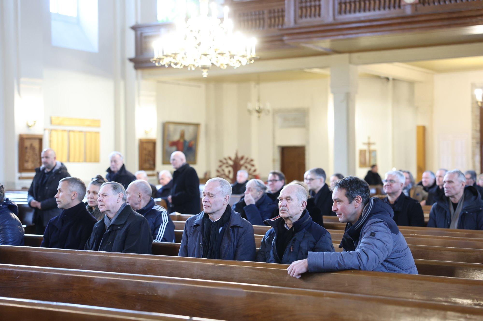 DELFI FOTOD | Eesti tenniselegend Toomas Leius saadeti viimsele teekonnale