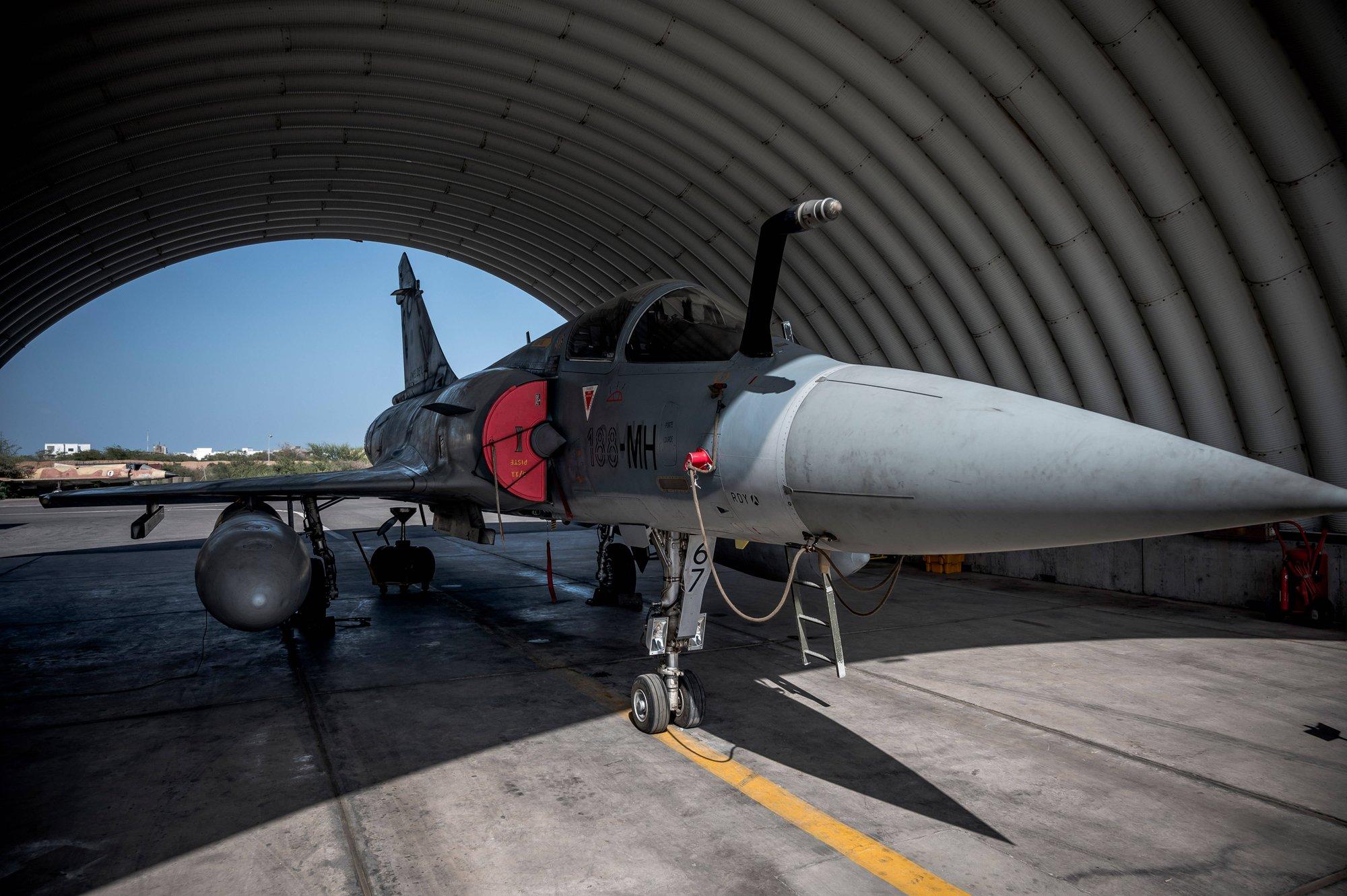 Ukraina sai Prantsusmaalt esimesed hävituslennukid Mirage 2000