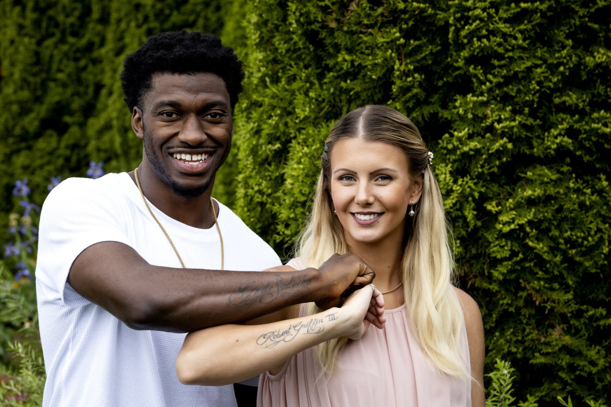 KLÕPS | Grete ja Robert Griffin tähistasid seitsmendat pulma-aastapäeva muinasjutulise fotoseeriaga