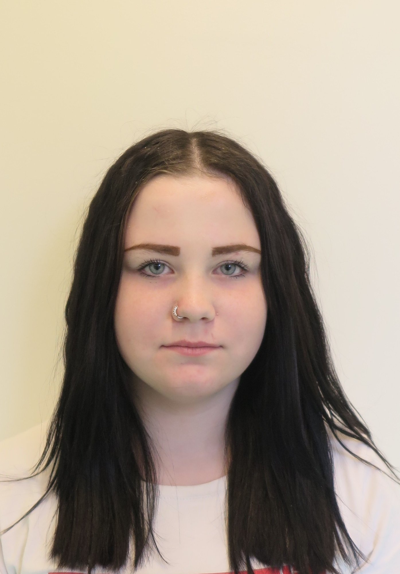 Politsei otsib Jõgevamaal kadunud 14-aastast Emilyt