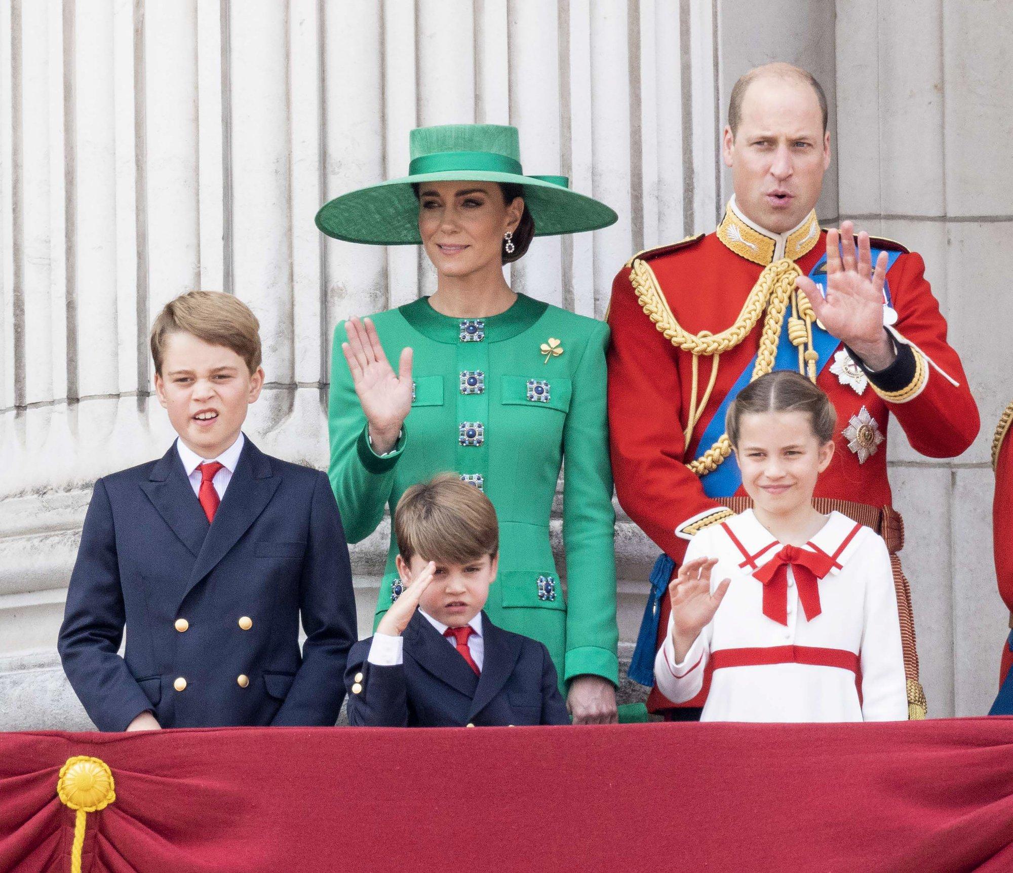 Kate pani oma sõna maksma: tema ja Williami lapsed ei võta osa võikast sajanditepikkusest kuninglikust tavast
