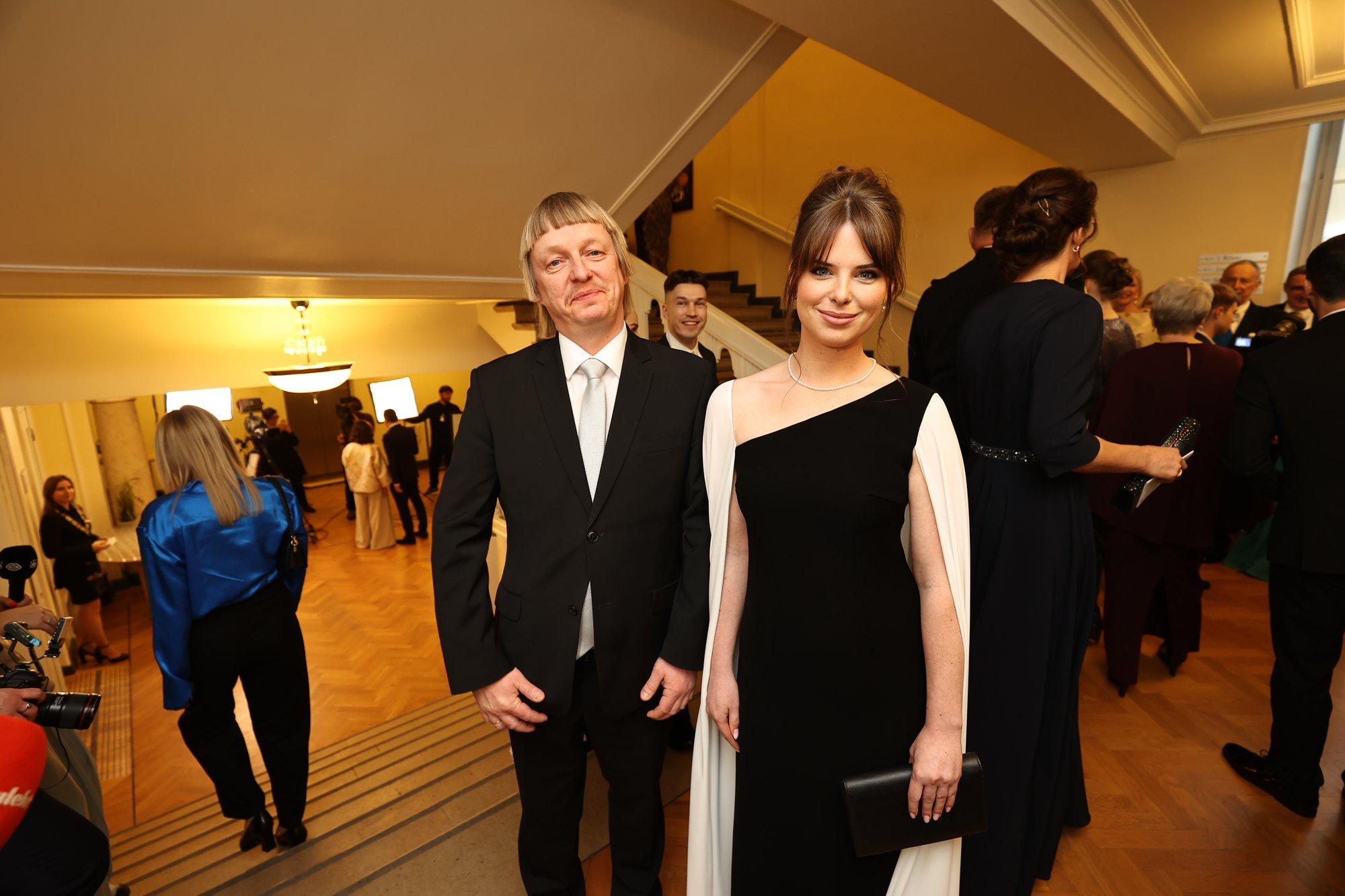 Mida arvab Rain Epleri imekaunis abikaasa mehe soengust? „See pole minu jaoks midagi erilist!“