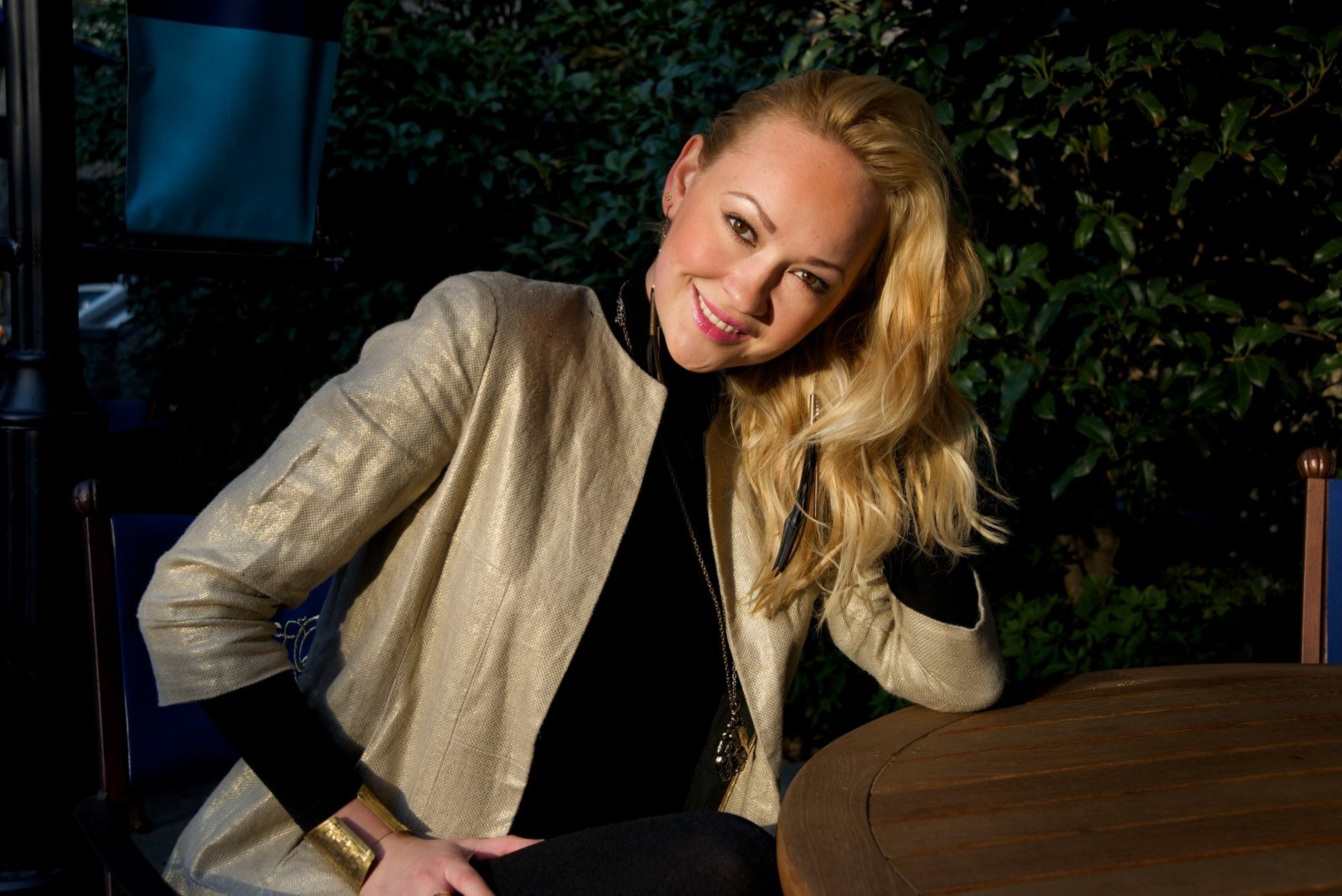 Singapuris elav Liis Lass suunab oma lapsi investeerima: kinkisin tütrele sünnipäevaks Rolls Royce’i aktsiaid