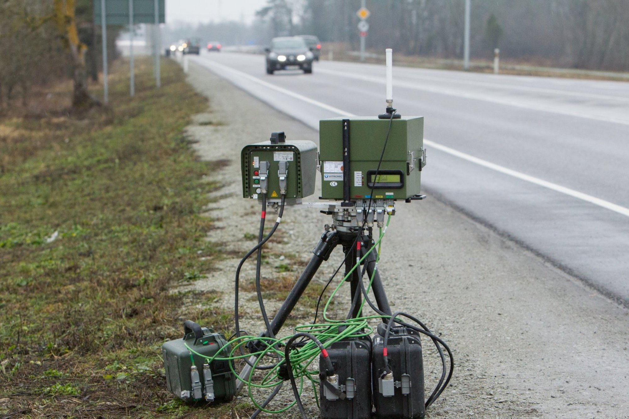 Liikluspolitsei iseseisvuspäeval ei puhanud – Harjumaal võeti mobiilsete kaameratega vahele mitusada juhti
