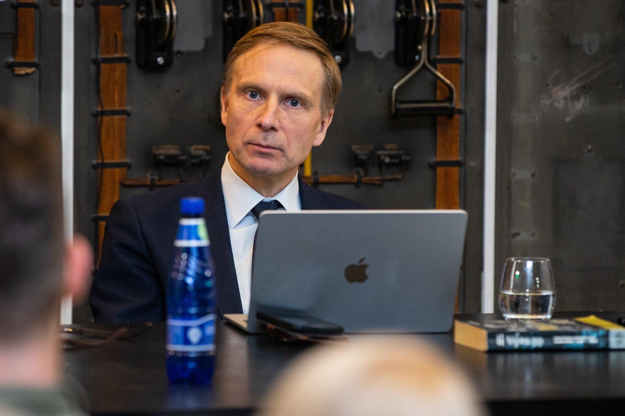 Eerik-Niiles Kross selgitab, miks otsustati Vene lennukeid mitte alla tulistada. Lühike vastus – seekord polnud vaja