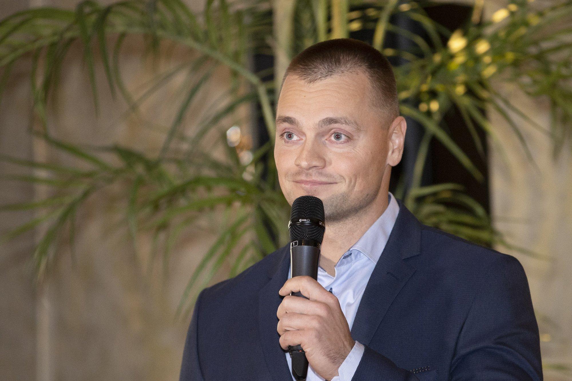 „Vallalise kaunitari“ Kaspar valmistub elu tähtsamaks päevaks: romantiline ja armas väike pulm