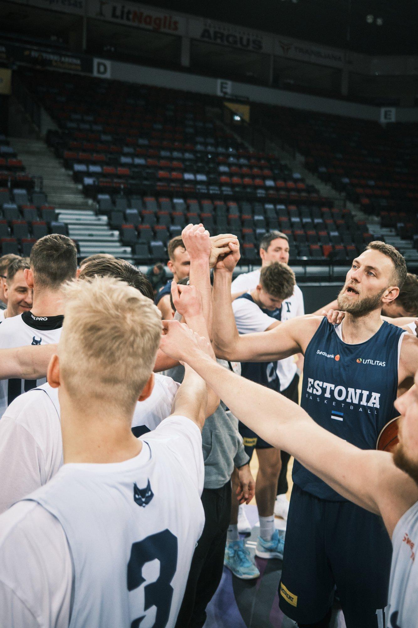 DELFI KLAIPEDAS | Kuus võtmeküsimust. Kas maksma pääseb leedukate kättemaksukihk või eestlase pingevabadus? Kes valitseb korvialust?