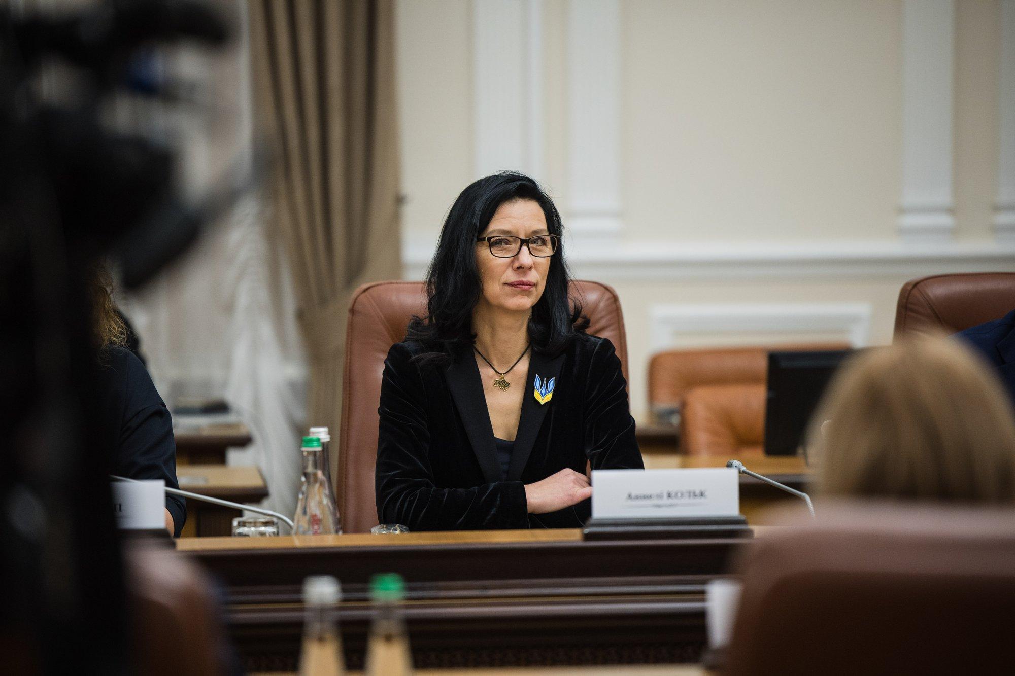 Kuus Eesti diplomaati pälvisid eluaegse suursaadiku diplomaatilise auastme