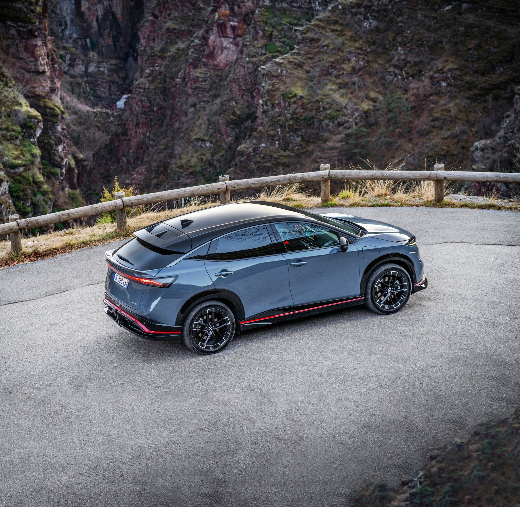 FOTOD ja VIDEO | Nissan andis oma elektriautost Ariya välja versiooni NISMO