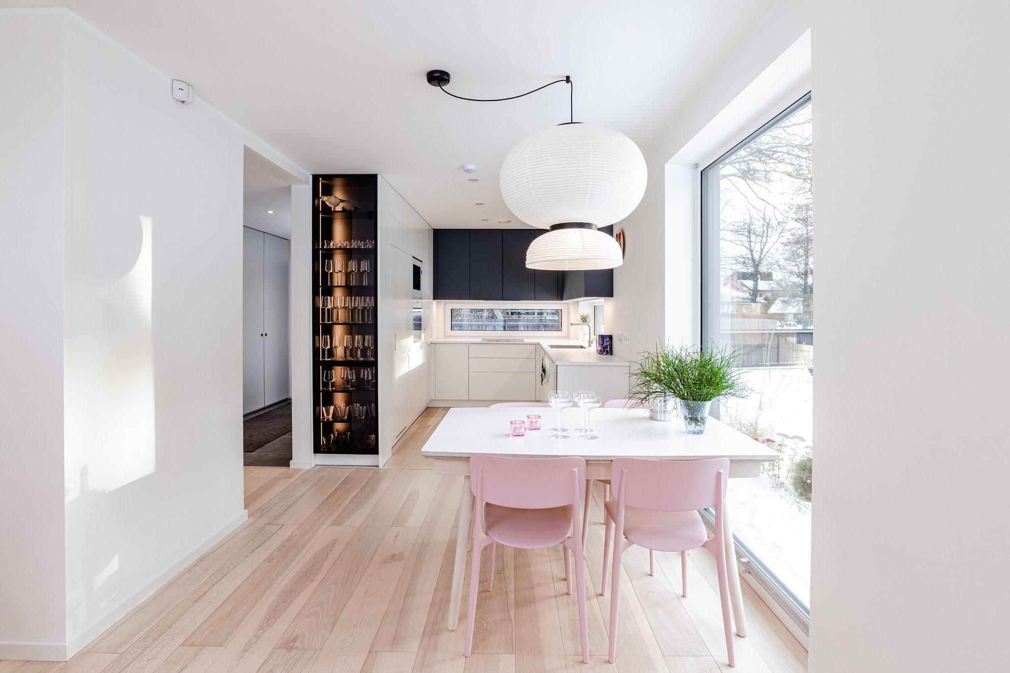 FOTOVÕISTLUS „MINU STIILNE KÖÖK“ | Funktsionaalne köök, mida täiendavad efektsed detailid