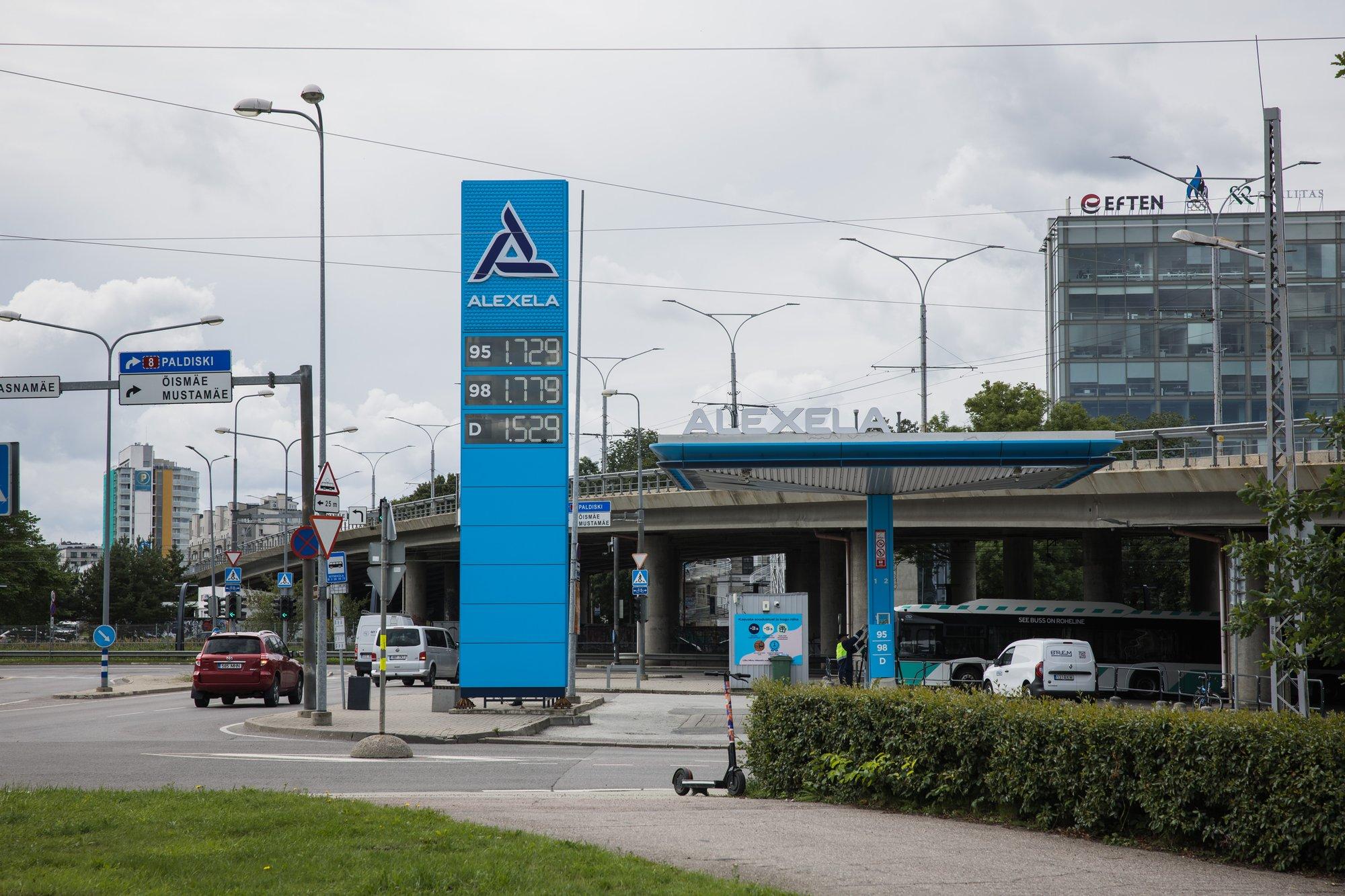 SELGITUS | Miks kütusehinnad päeva jooksul mitu korda muutuvad?