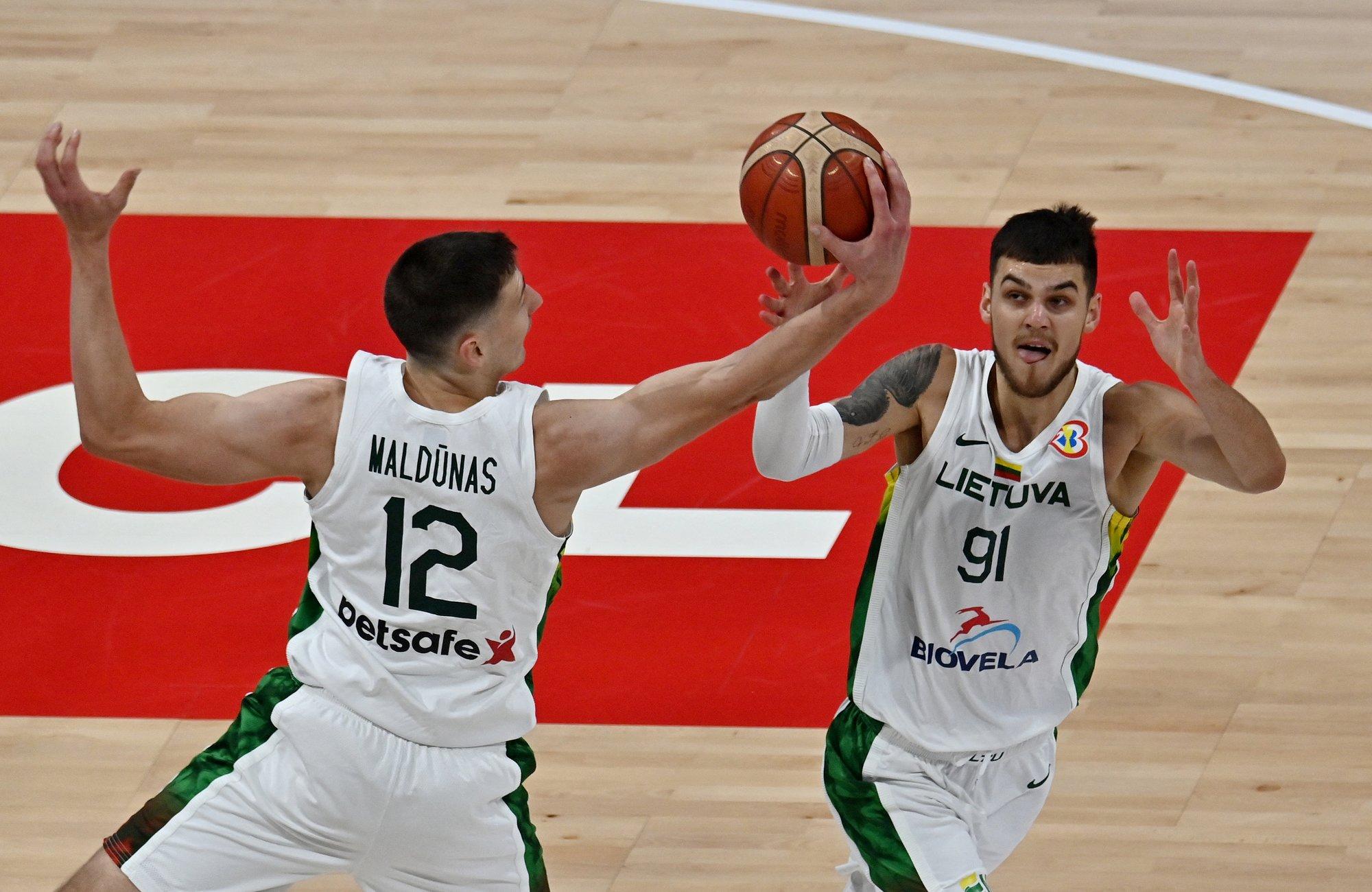 Leedu korvpallikoondis tegi mängija vigastuse tõttu koosseisus vangerduse