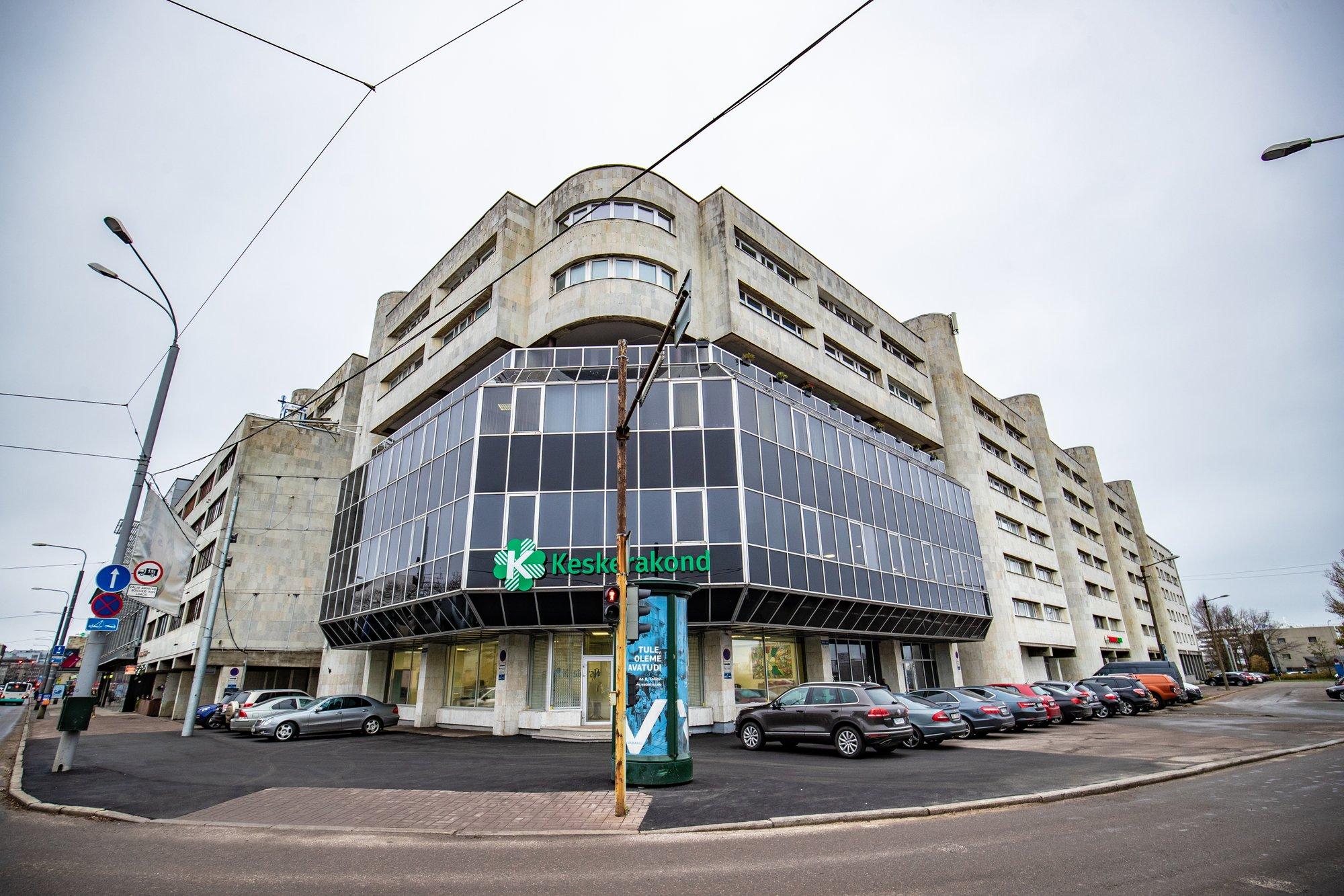 KÜSITLUS | Kas kriminaalkorras karistatud erakondadelt tuleks riigi rahastus ära võtta?