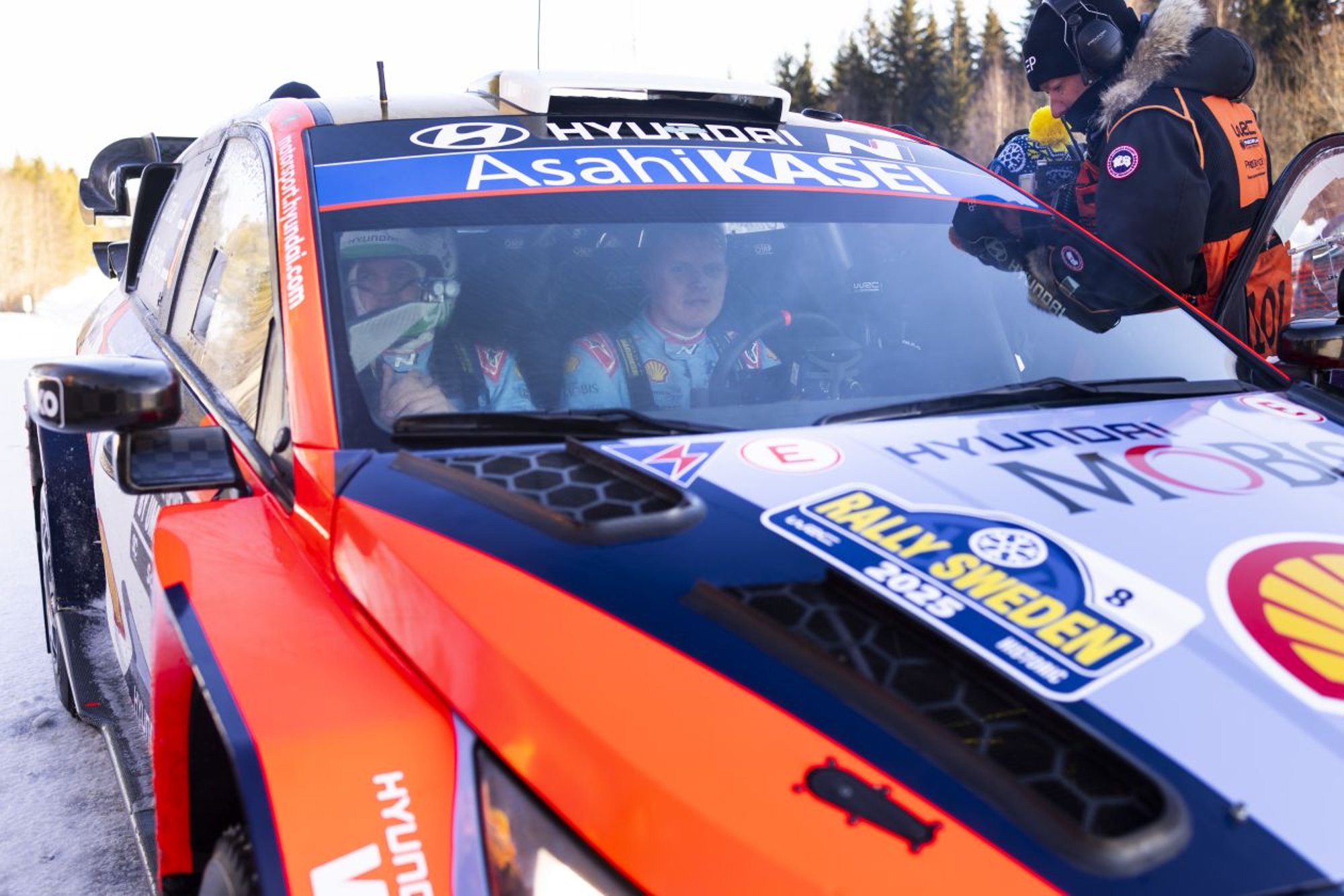 KUULA | „Kuues käik“. Miks ei saanud tiim Tänaku masina leket korda? Mis juhtus Fourmaux’ ja Linnamäega?