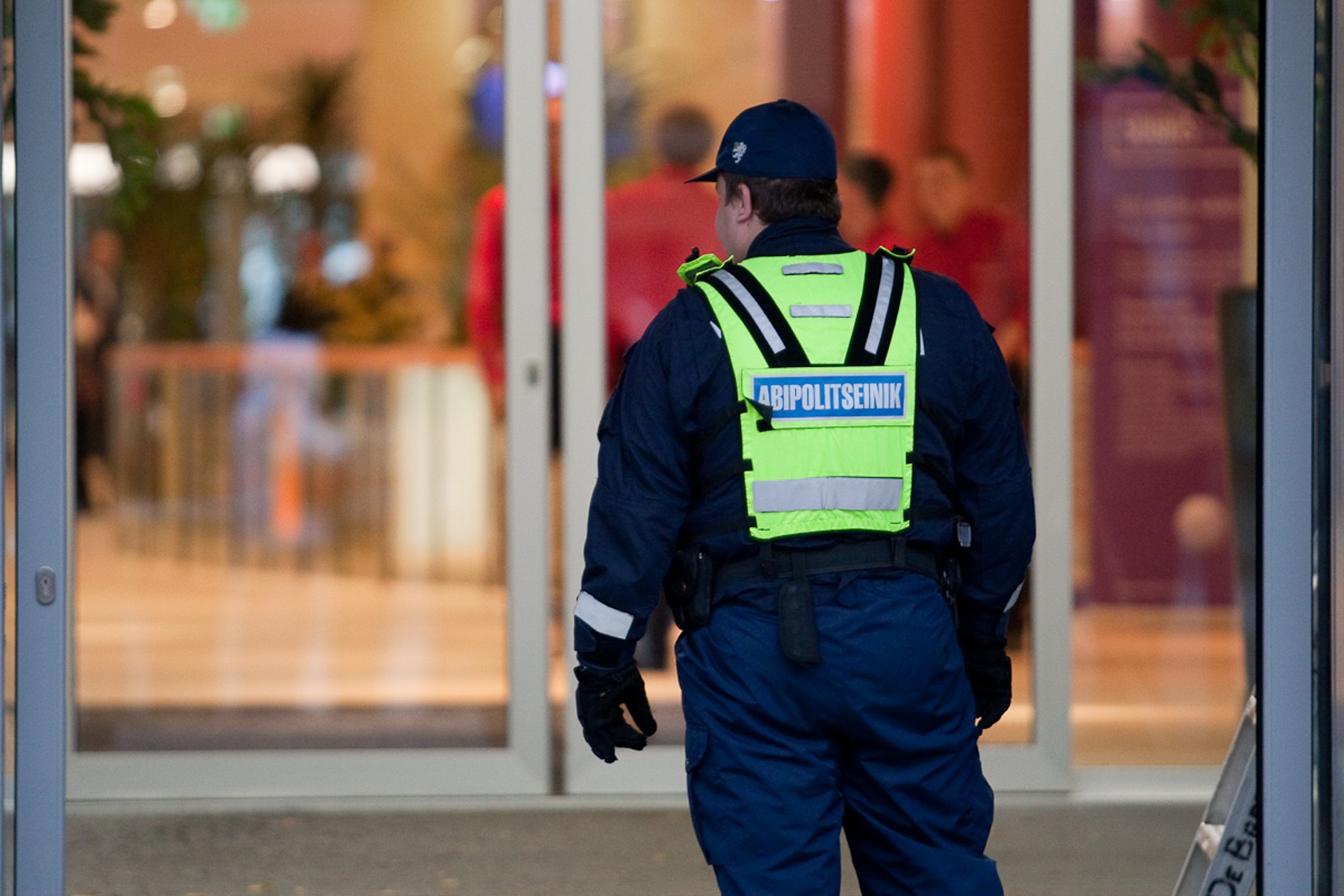 11 abipolitseinikuks õppijat sai koolitusel ohtlikult kiiritada