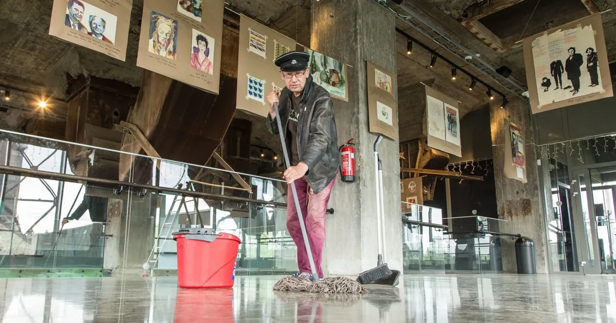 Suri Eesti esimene punkar Uno Laur