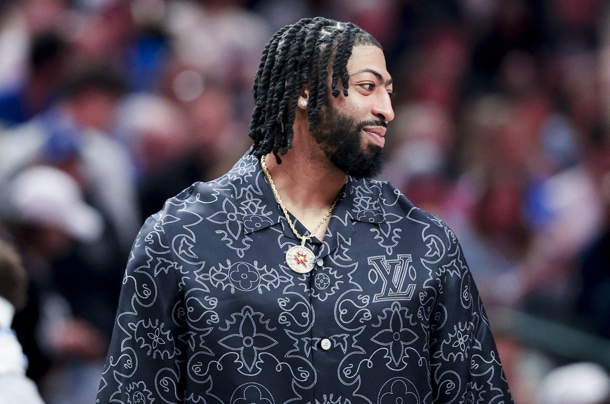 Dallas Mavericksi saadetud Anthony Davis registreeriti G-liiga võistkonda