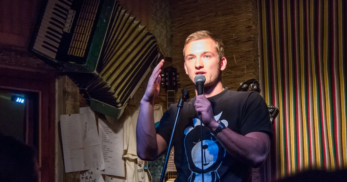 NALJA NABANI ⟩ Netflixi jõuab komöödiasaade, kus lööb kaasa ka Ari Matti Mustonen