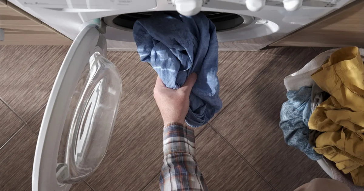 Geniaalne nipp, miks visata pesumasinasse niiske salvrätik