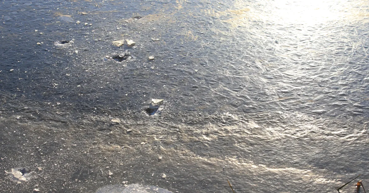 Jõgevamaal hukkus läbi jää jõkke vajunud kalamees