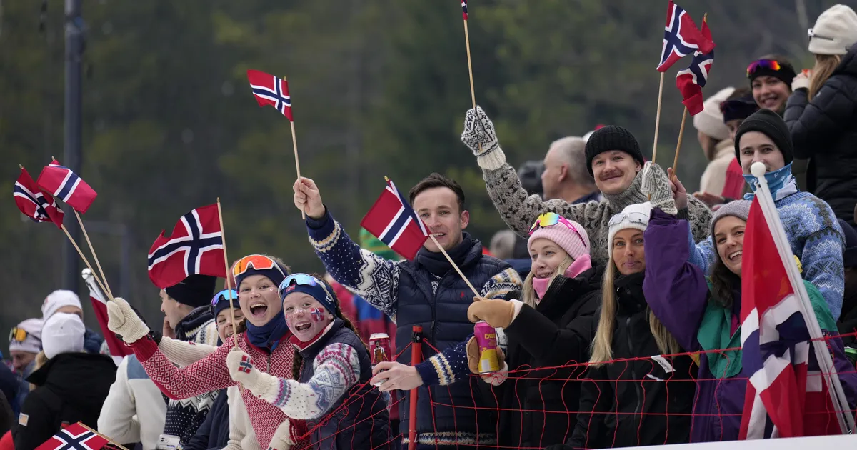 VIDEO ⟩ Viktoriiniküsimus: kas Premier League'i või suusa MMi publik?