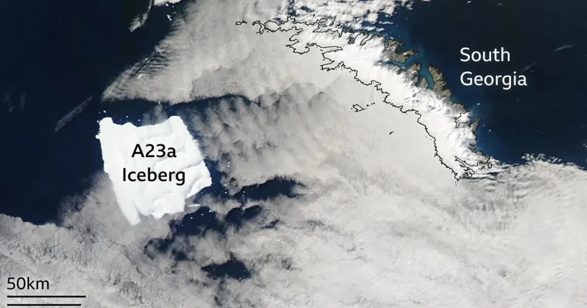Hiiglaslik jäämägi jäi Lõuna-Georgia saare lähedal madalikule kinni
