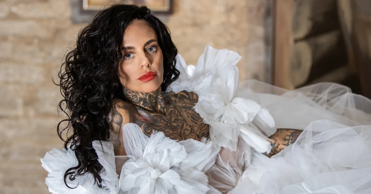 NAISTEJUTUD ⟩ Šokeeriv ilulõikus – naise kunstrinnad hakkasid sees ringi keerama. «Kas see ongi ok, et rind on veits lömmis?»